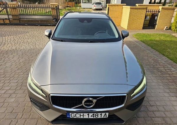 Volvo V60 cena 82900 przebieg: 249600, rok produkcji 2019 z Chojnice małe 529